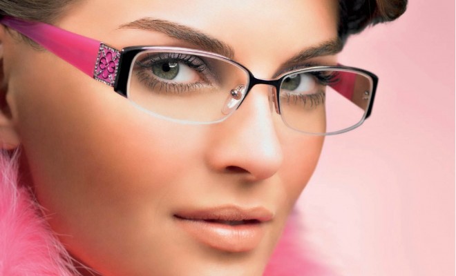 6 Eye-Opening Ways Your Eyewear and Make Up Affect Each Other